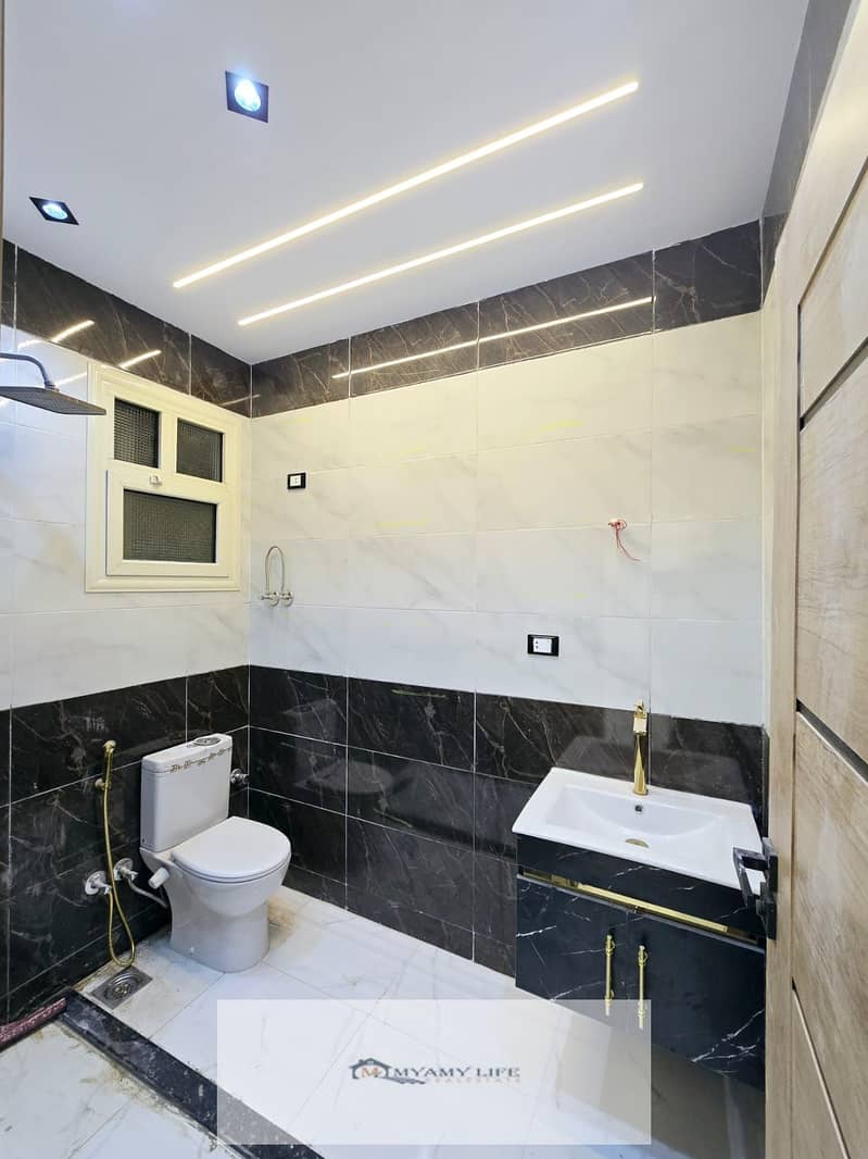 6 WhatsApp Image 2025-12-12 at 11.32. 43 AM. jpeg