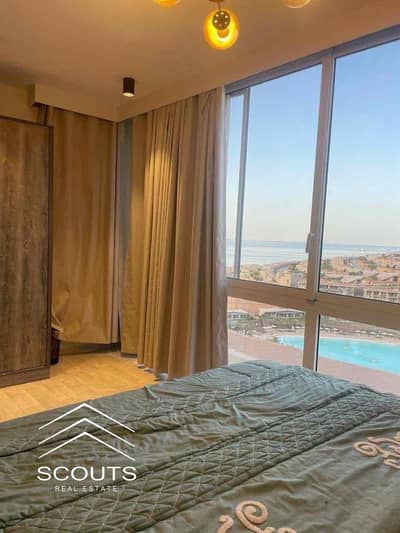 2 Bedroom Chalet for Sale in Ain Sukhna, Suez - e4c01319-63e8-409c-ad8c-a4e75537debc. jpg 2 Bedroom Chalet for Sale in Ain Sukhna, Suez - e4c01319-63e8-409c-ad8c-a4e75537debc. jpg