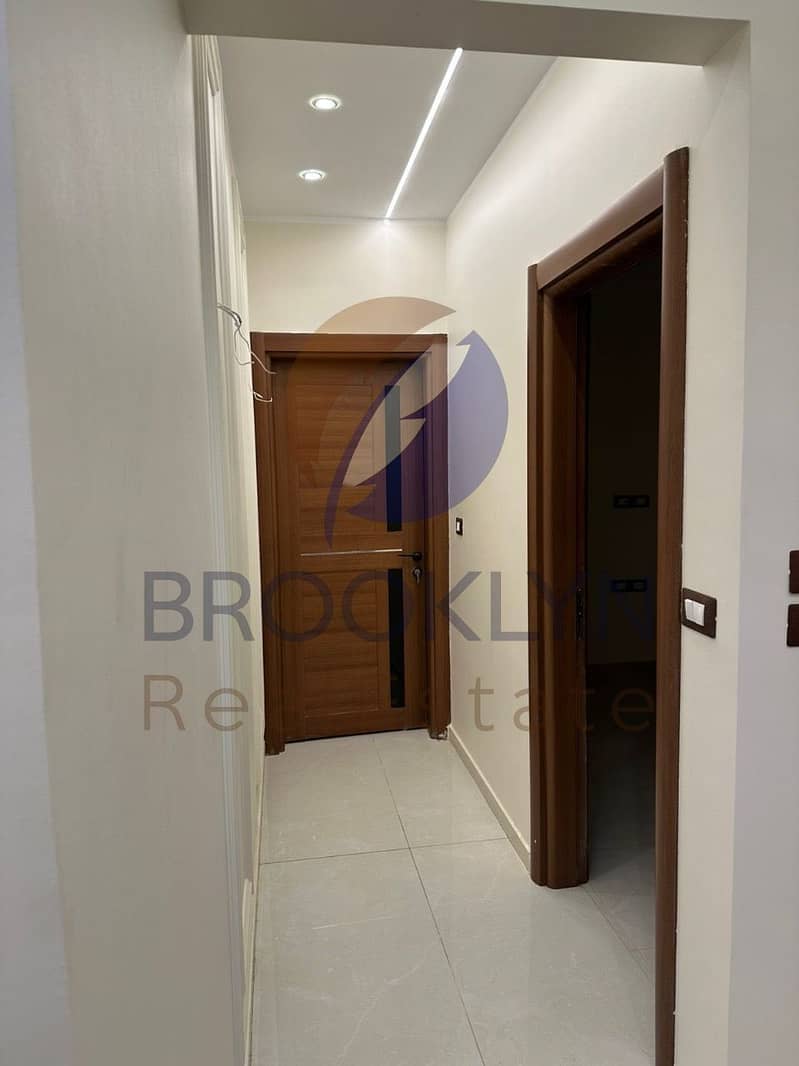 9 2121acb5-c724-4dec-b5d7-3895df29a66f. jpeg