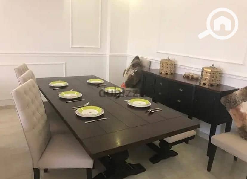 7 b4ff4a5a-13b3-452a-82d2-f916540d5d07. jpg