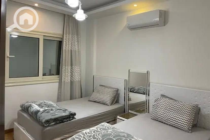 13 f65ad5b0-84f6-440c-b1ae-b95e54c05f9c. jpg