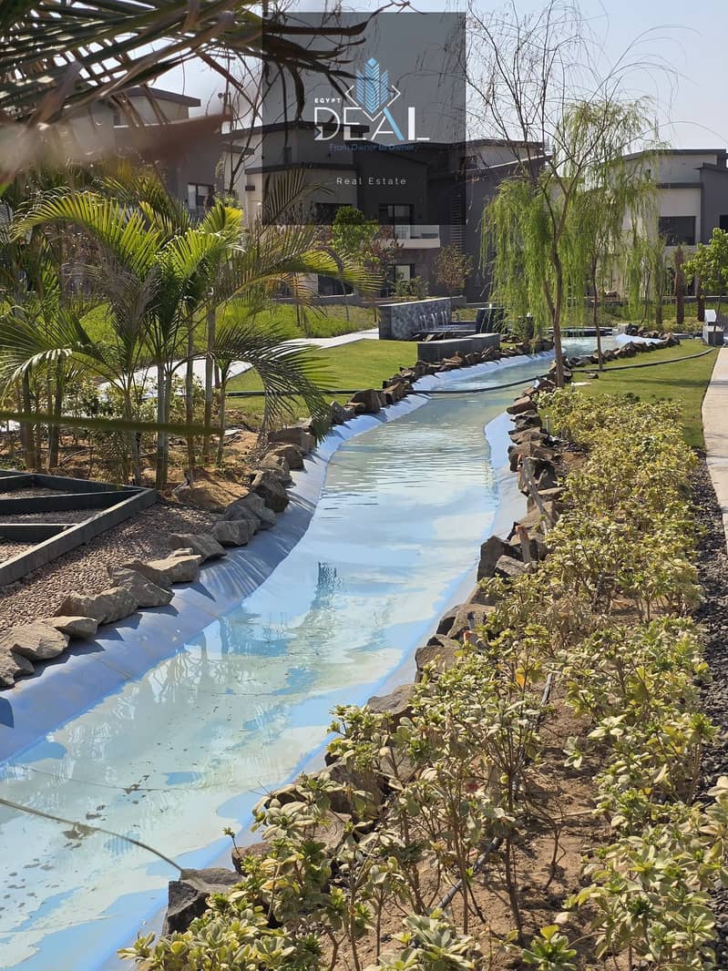 12 21425537-89ee-44ea-859e-e44e0ae7d12d. jpeg