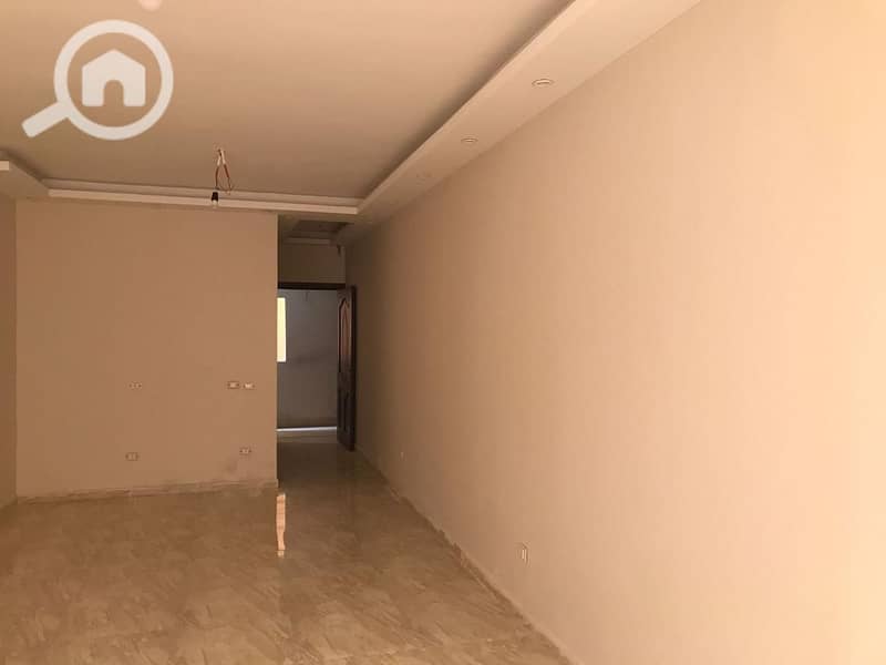 12 WhatsApp Image 2025-10-19 at 15.14. 12_367e8b9c. jpg