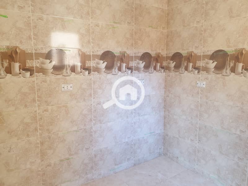 8 20250405_120605. jpg