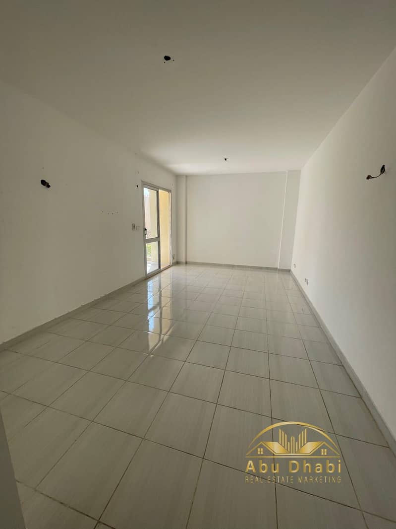 3 ac27e7eb-c52a-49f5-8982-bbf34cedb133. jpg