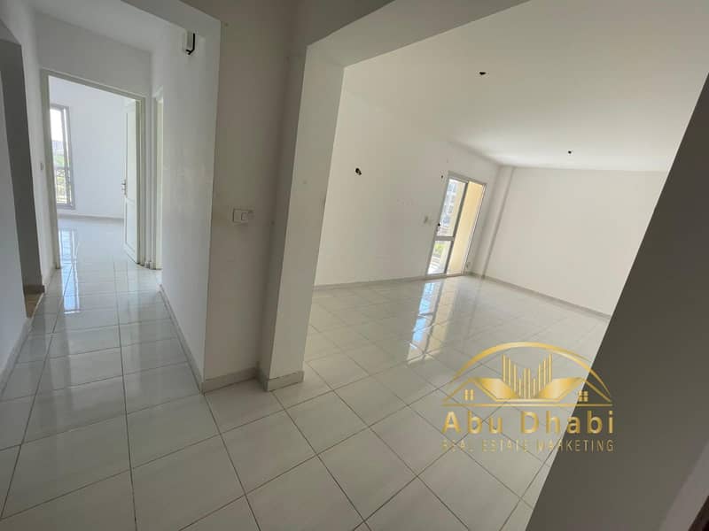 4 44abdff0-b118-4f24-b419-c43abb356828. jpg