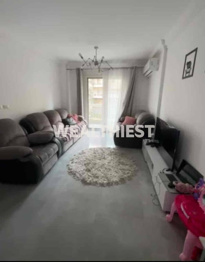 4 ecc3c2b6-f60c-4efe-bff8-8d3ebee1da60. jpg