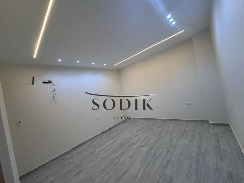 6 WhatsApp Image 2025-11-18 at 12.49. 47 PM (2). jpeg