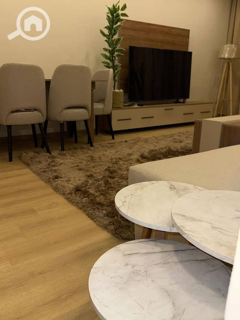 4 1e770512-5913-493a-ba97-9663f68a3014. jpg