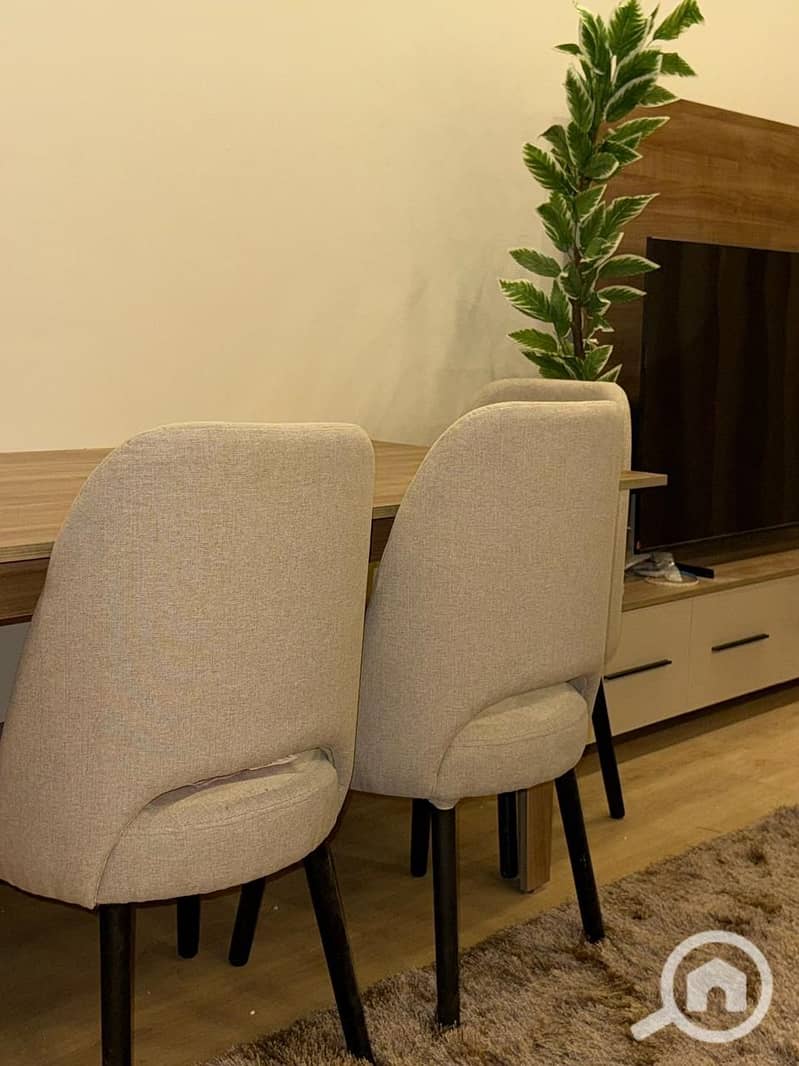 6 a6e2387c-bcae-4f65-908c-69c24cc02757. jpg