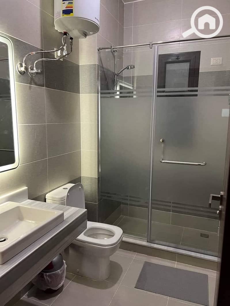 5 425471974_3716529151927649_46922181573381966_n. jpg