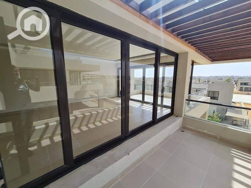 9 423671656_392987396738678_4379307164003857647_n. jpg