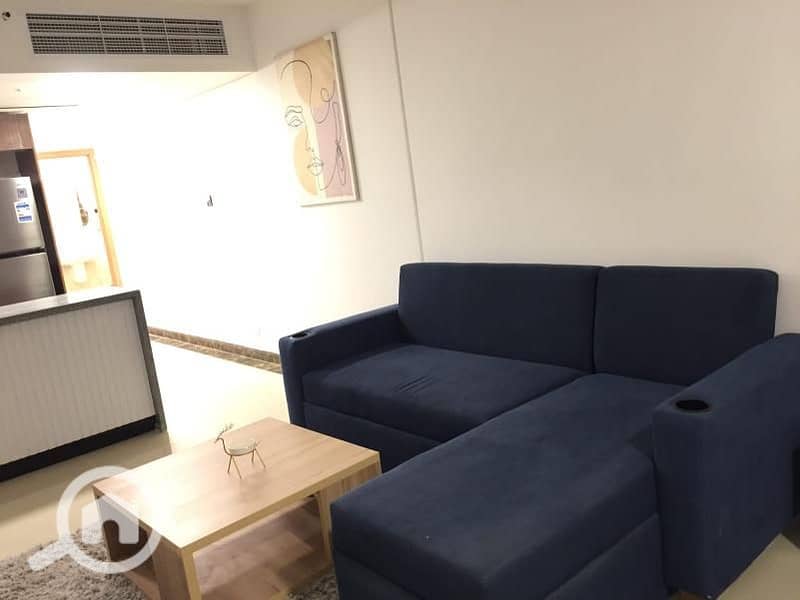 3 2c17b64b-9556-42db-8d3f-7d7294c7ee3c. jpg