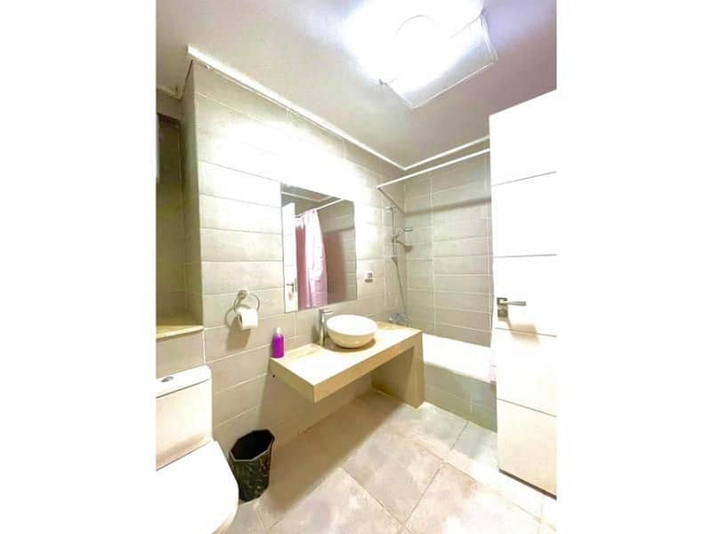 7 7e0564f7-862c-443a-b11b-8758aeaf16f9. jpg