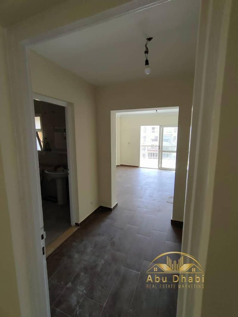 8 597017467_1469192775210372_3346317671187517595_n. jpg