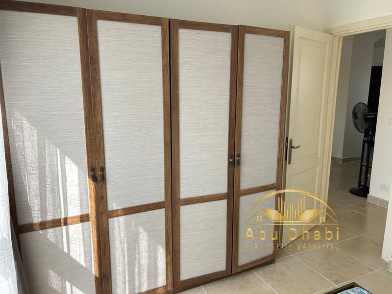 6 0091073a-2297-4eef-af09-e2db297eecce. jpg