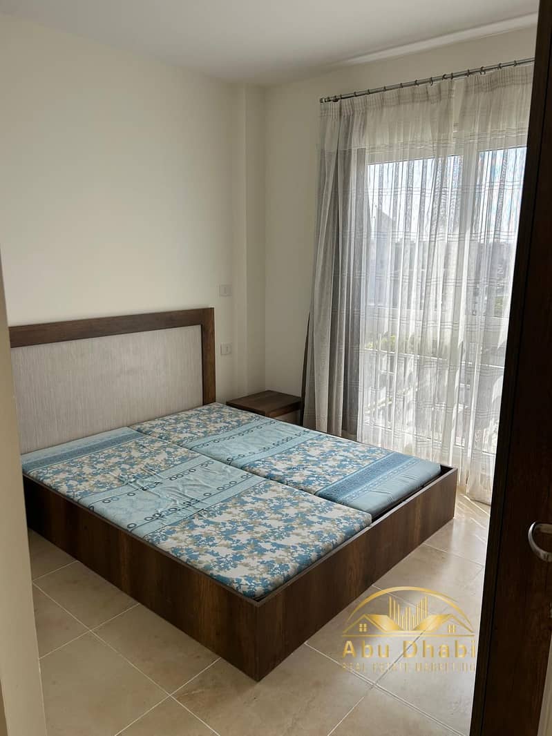 7 29045f8a-6490-40f2-b6ba-77a9b6a6c0fc. jpg