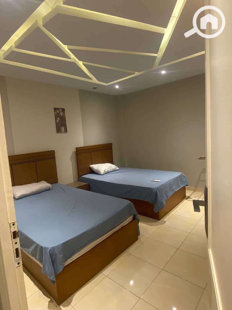 4 887c2b22-4a9d-44d7-9205-bfa69b33b771. jpeg