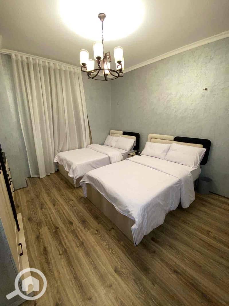 8 29c74d66-cac9-4479-b670-f1fdfaf15730. jpg