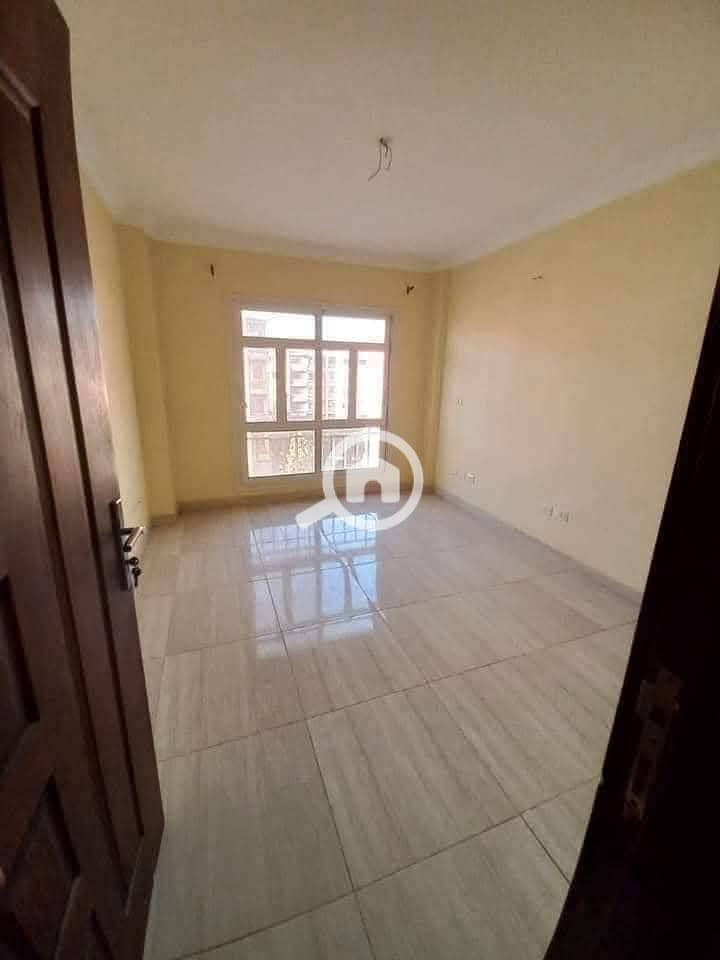 4 09ff75e1-5f2a-48c1-9760-616f54cf5c37. jpg