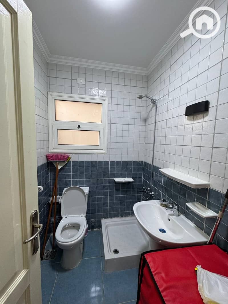 6 e9c58f97-a76a-49bd-8fd4-527436003abc. jpg