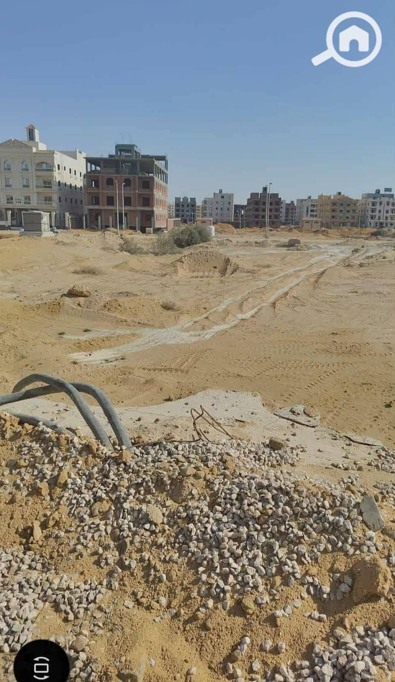 4 e5a01bf6-eaa4-4be9-b74e-f2e43348b64e. jpeg