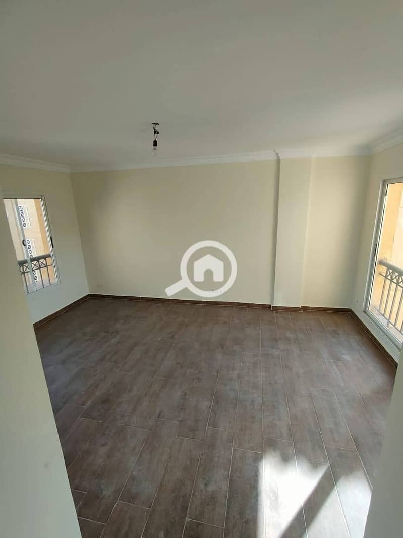 3 d2c7c6b8-50b9-406d-b551-fa0cf3f381f5. jpg