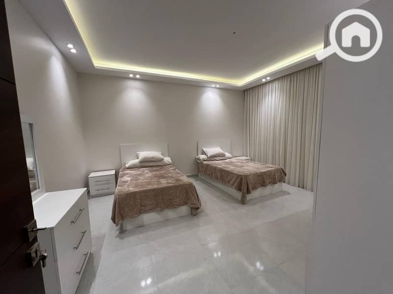 6 WhatsApp Image 2025-12-12 at 4.10. 16 PM (3). jpeg