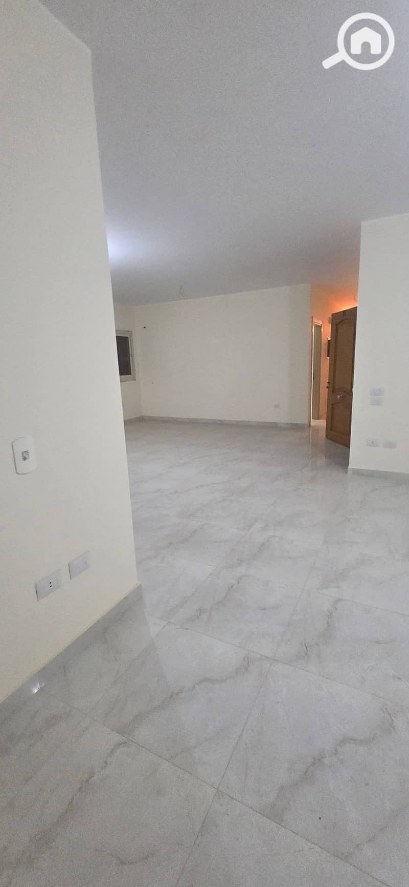 1000088869. jpg 1000088869. jpg