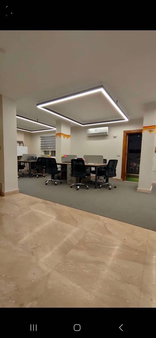 11 WhatsApp Image 2025-11-12 at 11.29. 58_b9c9b810. jpg