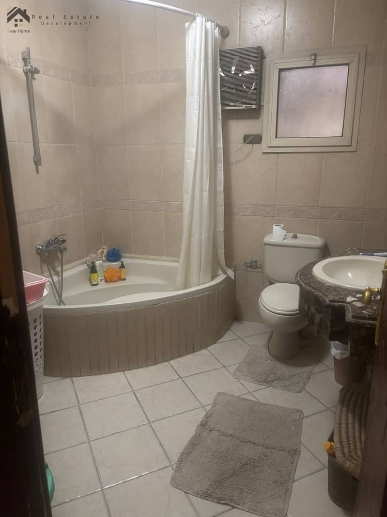 5 WhatsApp Image 2025-11-12 at 11.44. 26_2dfce2b3. jpg