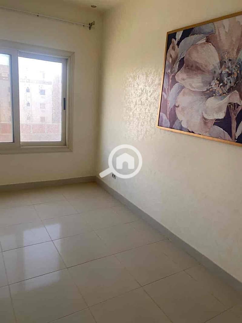 9 73127ee4-e88a-4085-b28f-a53d8cf93bec. jpg