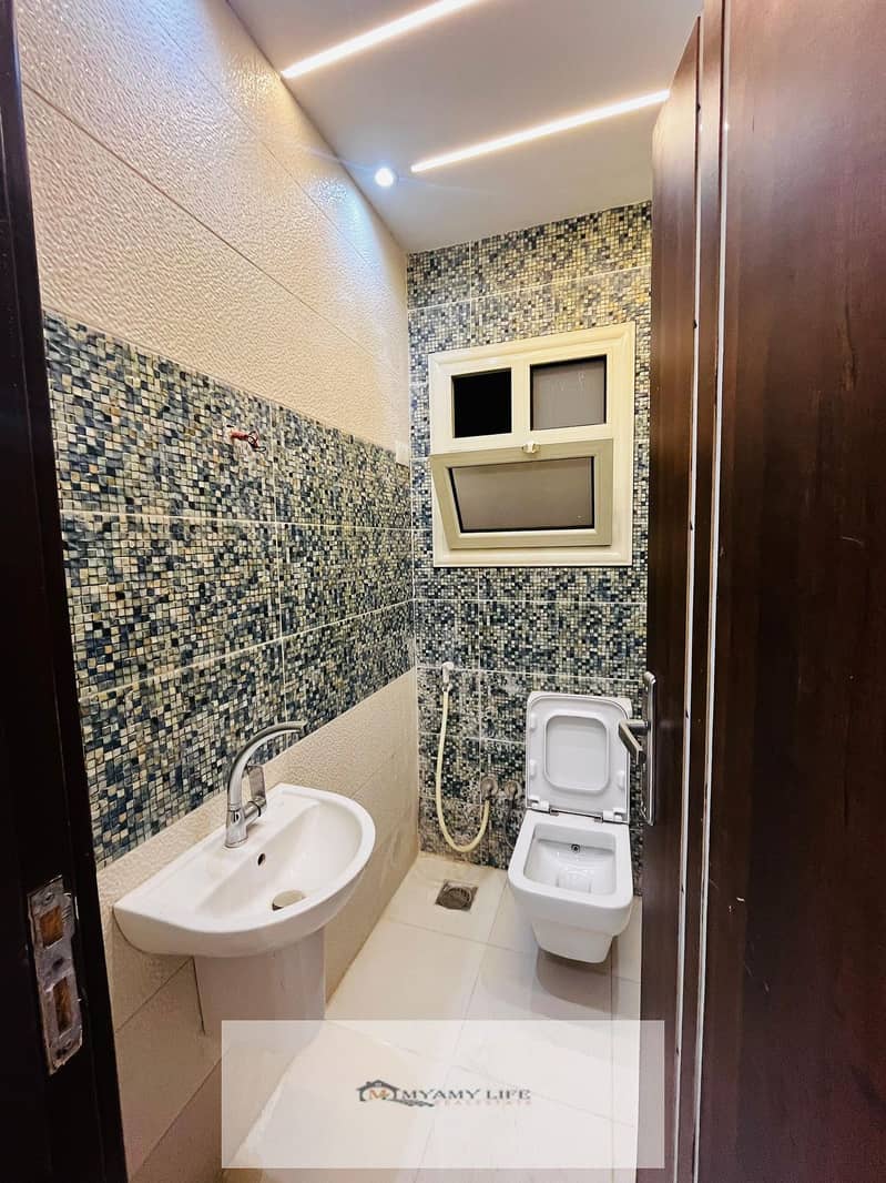 9 WhatsApp Image 2025-12-10 at 2.32. 13 PM (1). jpeg