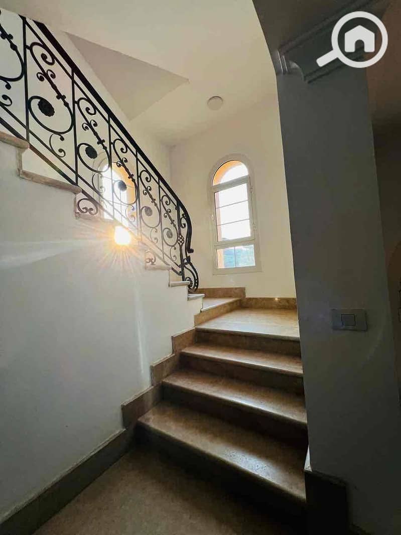 11 3efb840b-73b8-40bf-b78f-d8ff99de6aa3. jpg