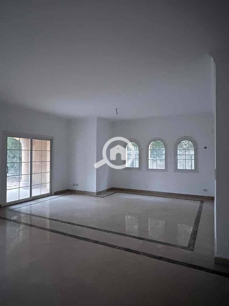 15 771787c4-adda-4e41-b7a3-0ef10a04069f. jpg