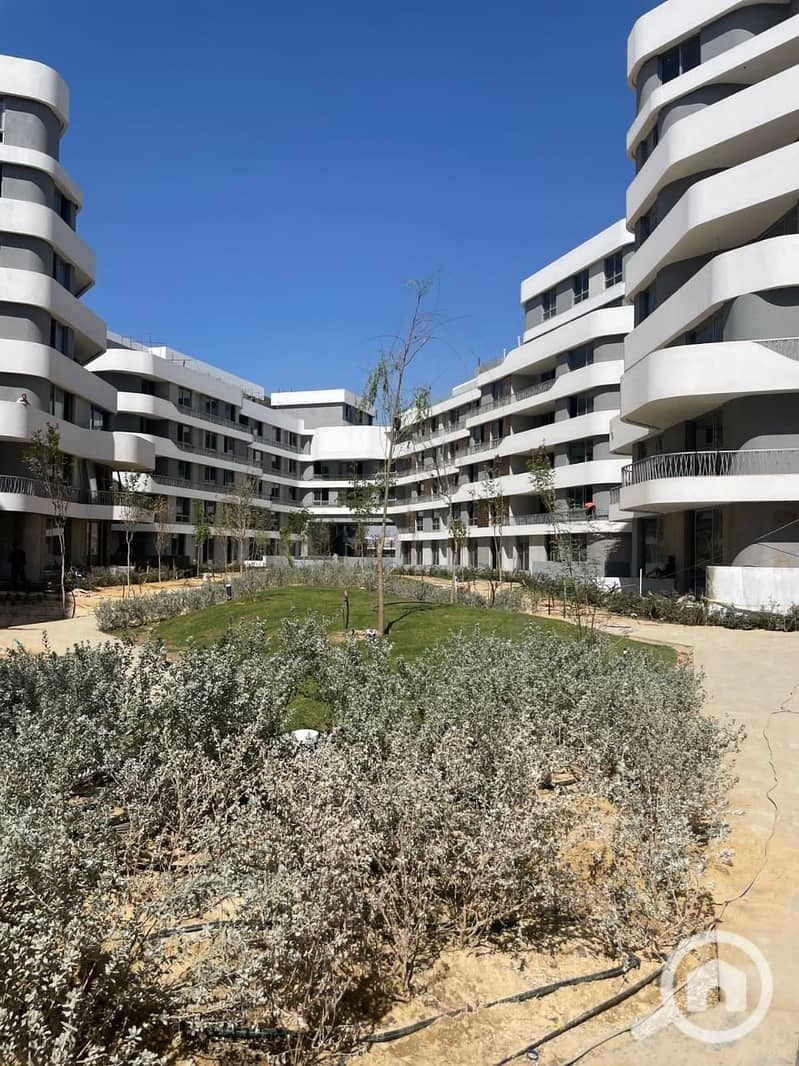 16 f5fd8fbe-b290-47b4-96f6-bcd83f1258d9. jpg