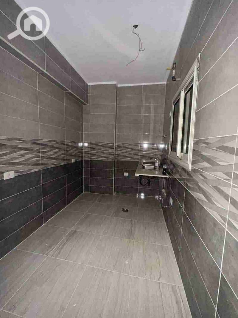 5 FB_IMG_1765543838206. jpg