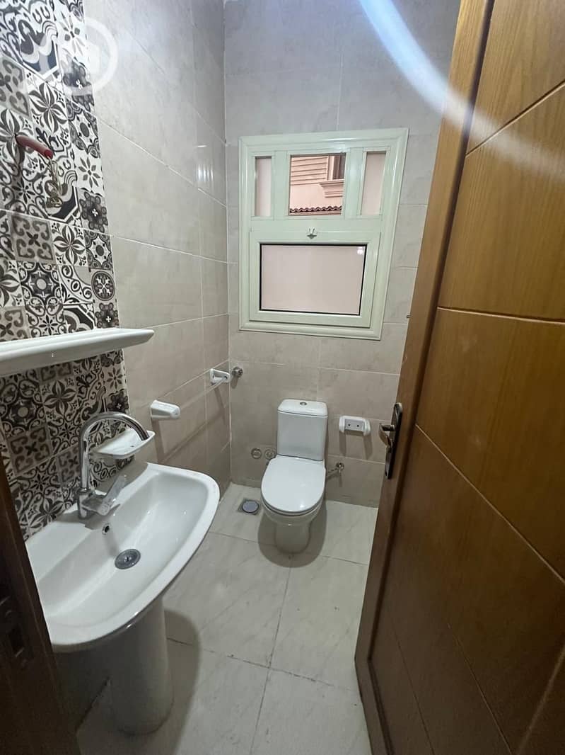 9 IMG-20251210-WA0571(1). jpg