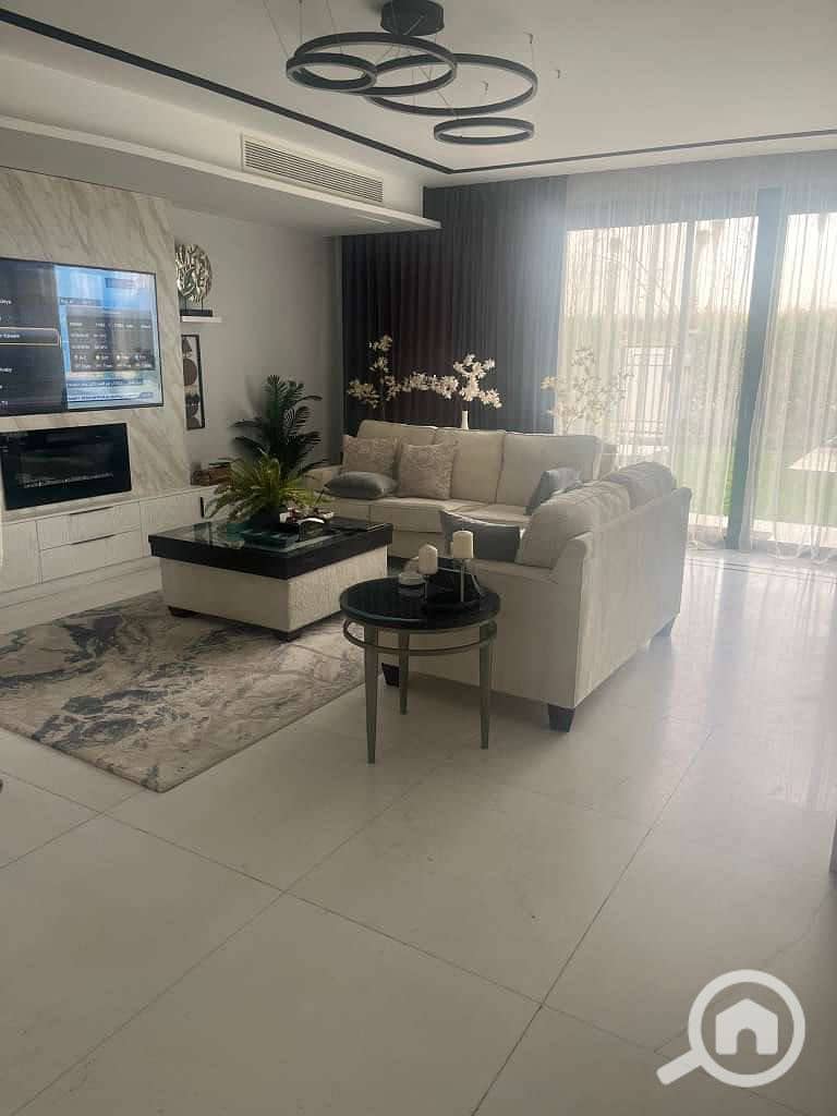 6 WhatsApp Image 2025-11-30 at 16.49. 20_0a4e29d8. jpg