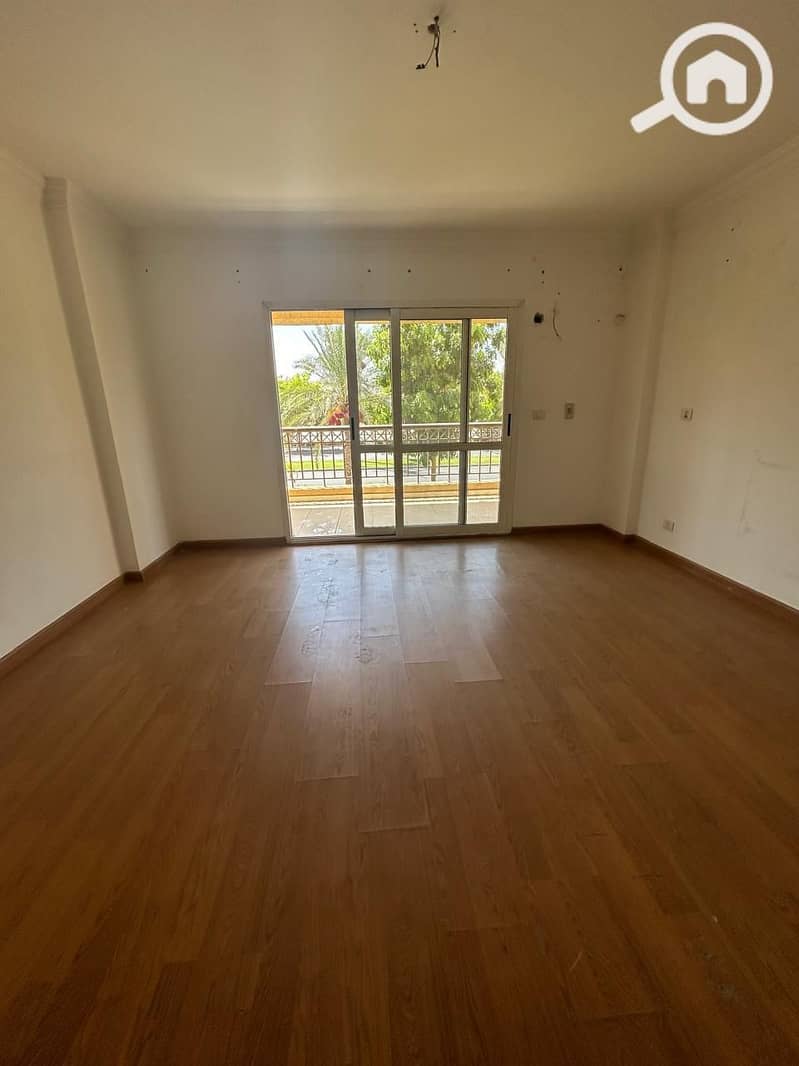 6 bc35d35f-834d-403d-9480-f098623f7826. jpg