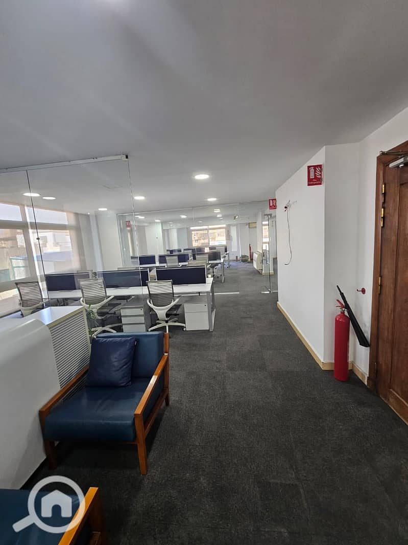 2 35ed2340-c546-407f-8ff4-8b0149a134b3. jpeg