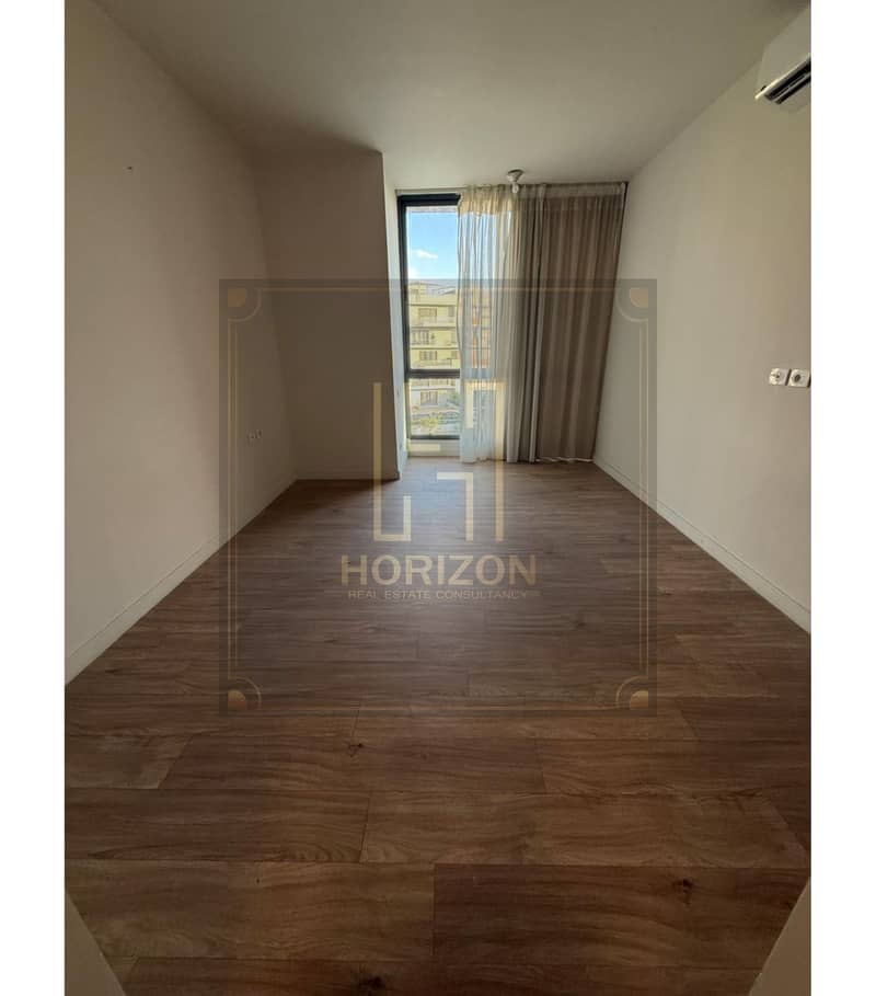 4 WhatsApp Image 2025-12-07 at 3.15. 46 PM (1). jpg