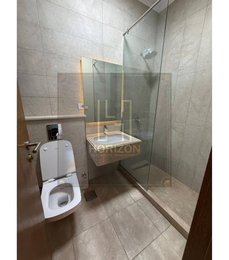 5 WhatsApp Image 2025-12-07 at 3.15. 46 PM. jpg