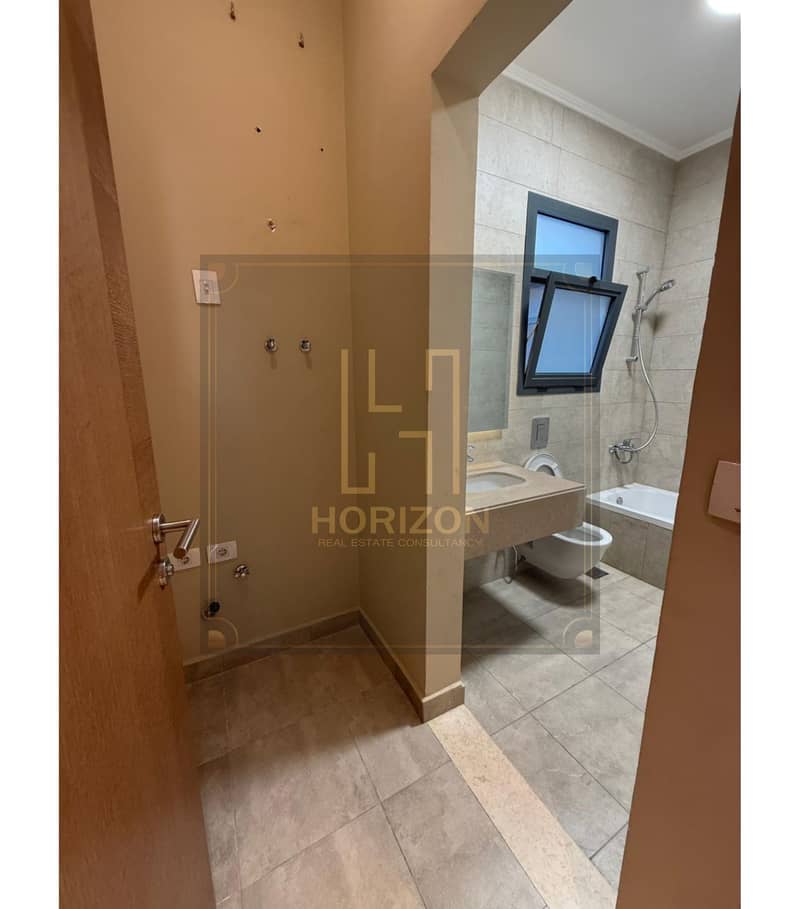 7 WhatsApp Image 2025-12-07 at 3.15. 49 PM. jpg