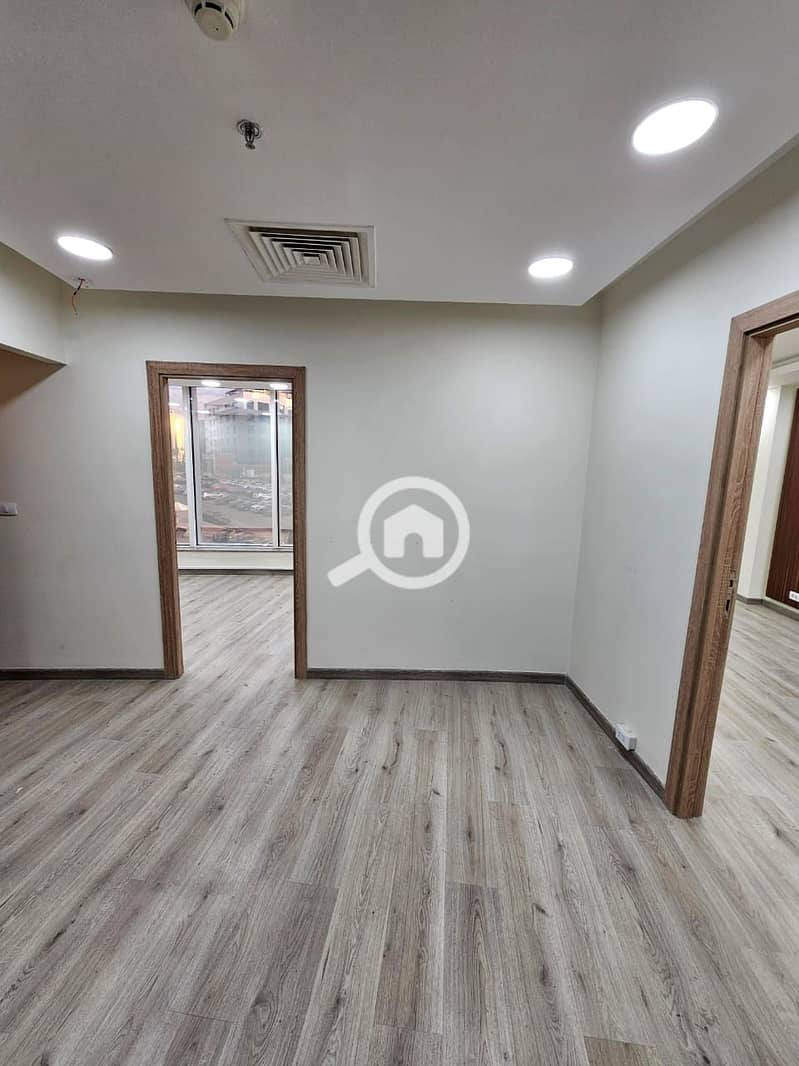 3 c1cf5593-e07f-4ed1-979b-6852d54ae5db. jpeg