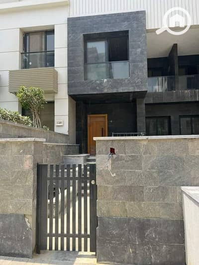 دوبلكس 3 غرف نوم للبيع في القاهرة الجديدة، القاهرة - photo_2025-02-21_17-27-52. jpg