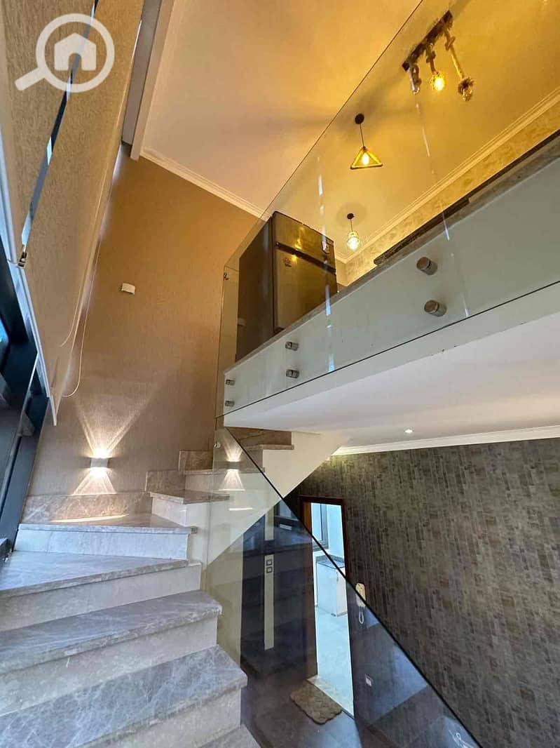 21 5ecf89d5-2982-459a-984d-69e6f2d9a1a9. jpg