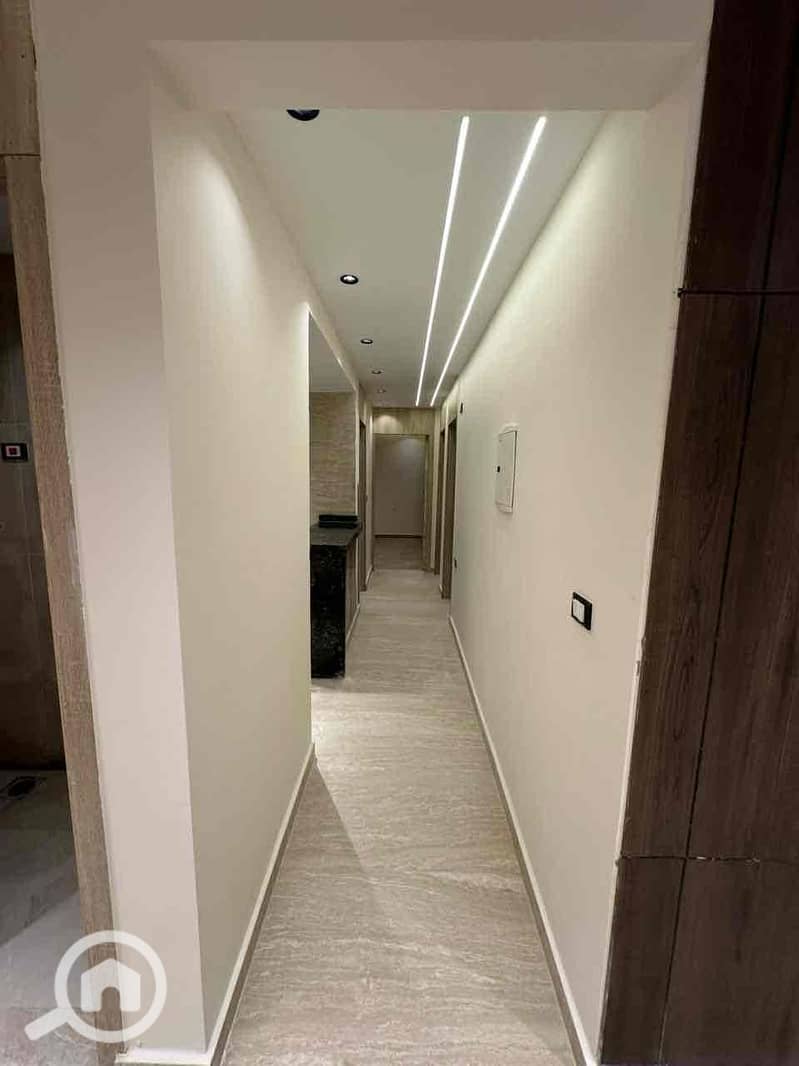 14 67ac3548-beda-4e0a-b21e-68d13cb833a1. jpg