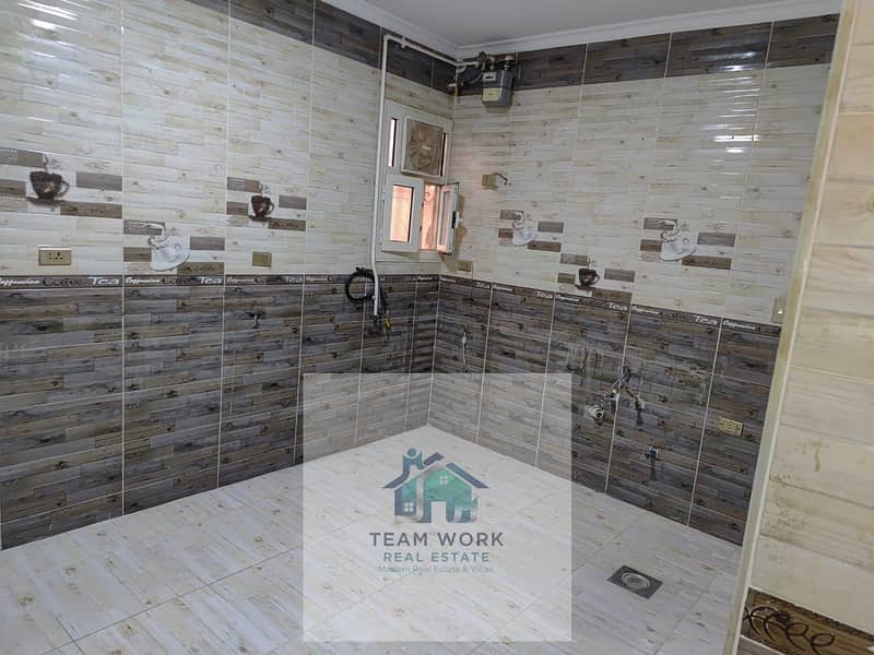 10 WhatsApp Image 2025-12-08 at 5.30. 36 PM. jpeg