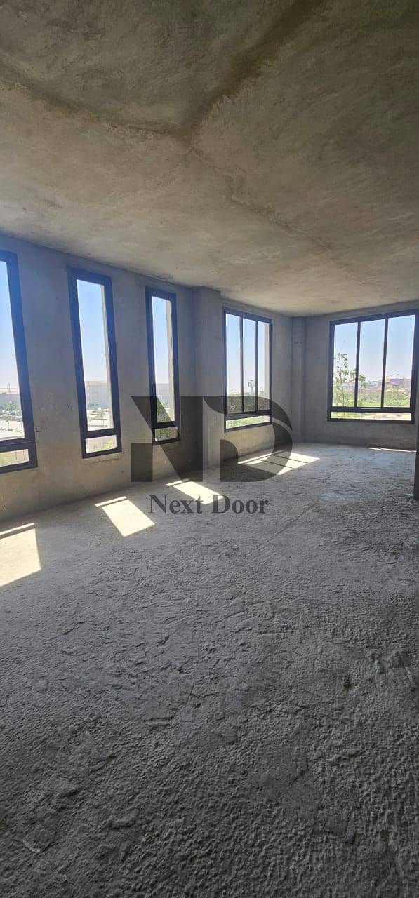 3 2f210a50-f461-409c-9c8c-fdcad00c4f03. jpeg